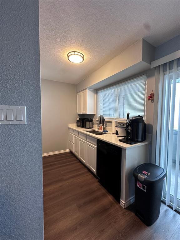 Building Photo - 4450 Sherwood Ln