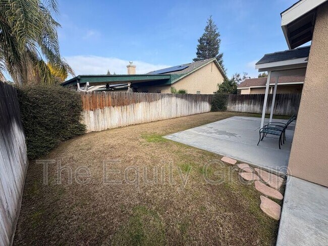 Building Photo - 1155 Meadow Ave