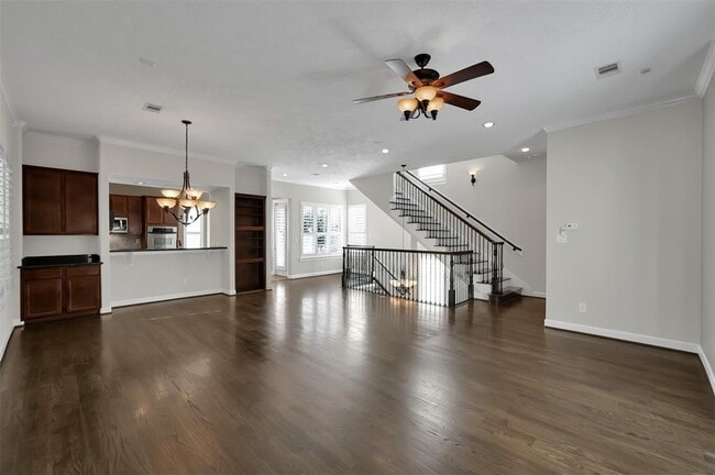 Building Photo - 3324 Chenevert St