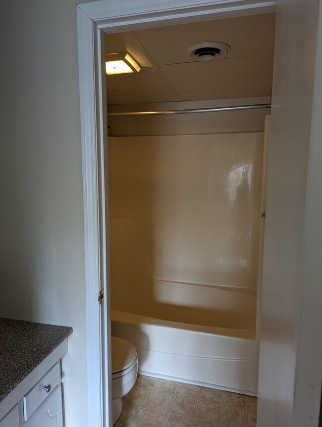 Building Photo - Come Home to Bolinwood Condominiums  - AVA...