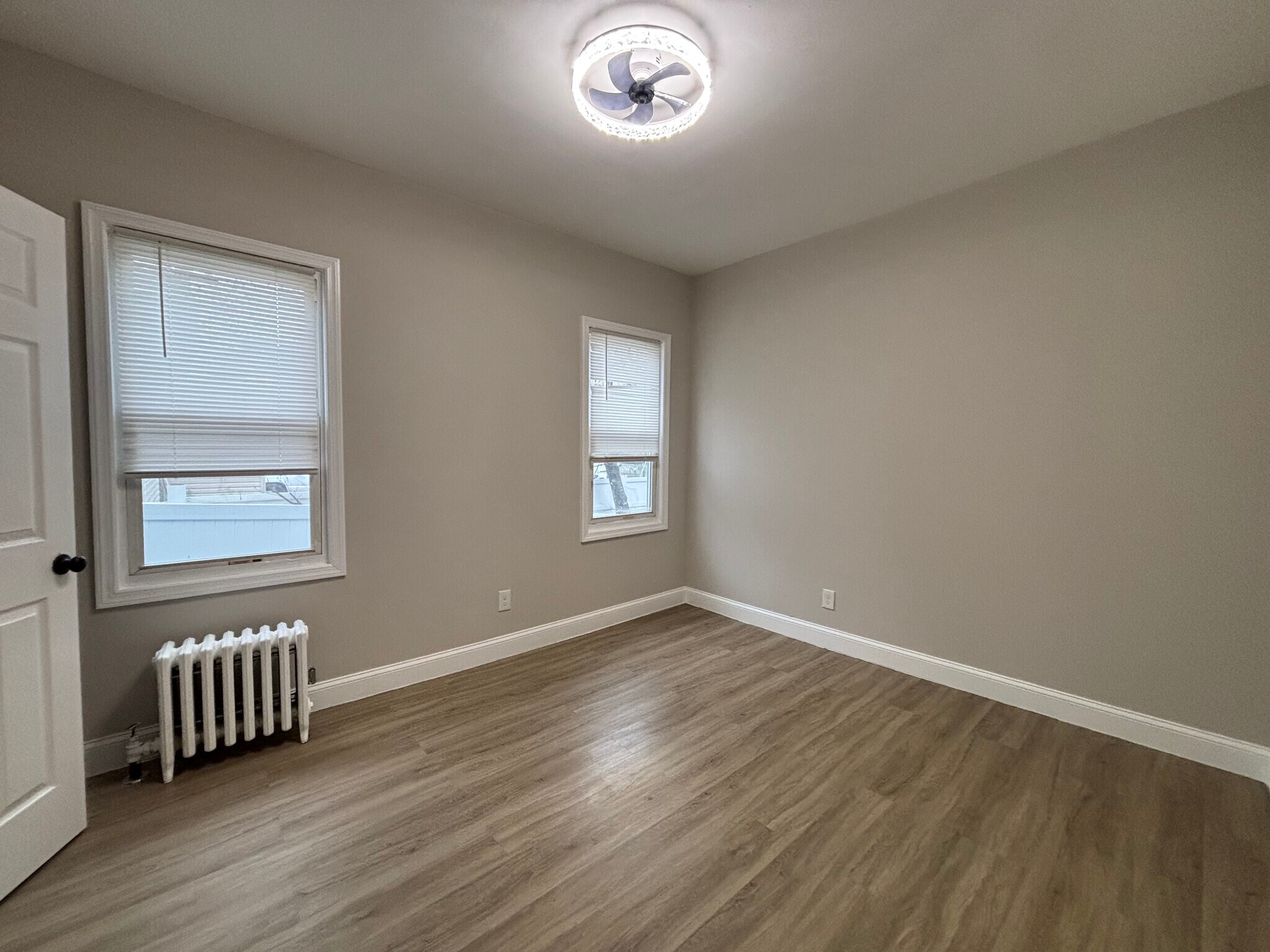 Bedroom - 178 Linden Ave