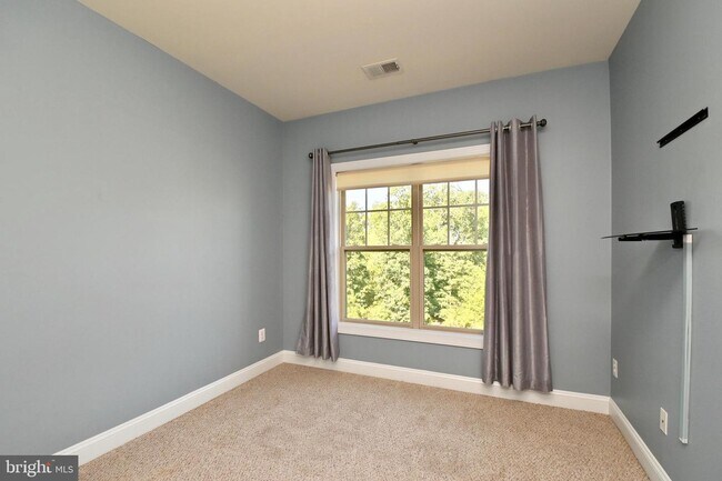 Building Photo - 43316 Old Ryan Rd