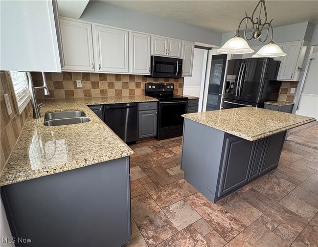 Building Photo - 4171 Linden Cir