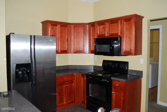 Building Photo - 3 br, 2 bath House - 12092 Harmony Cir