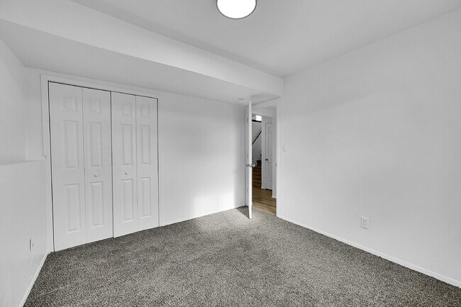 Building Photo - $2,240.95 - 3 Bed, 2 Bath Home in Loveland with Central AC and Fenced in Yard!