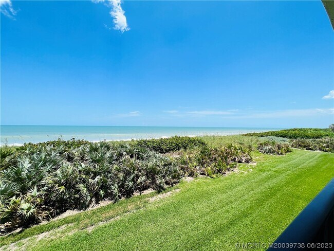 Building Photo - 9490 S Ocean Dr