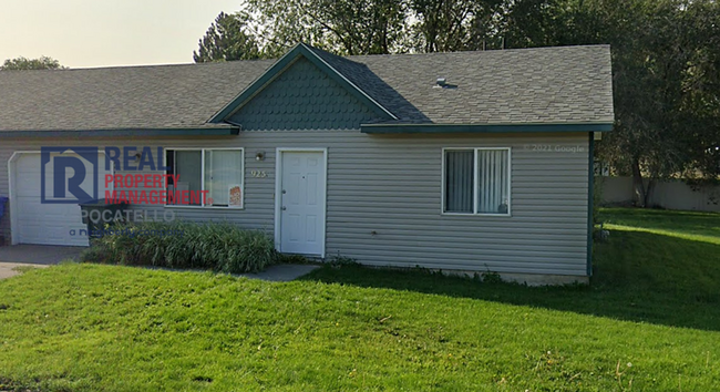 Primary Photo - 925 Roper St