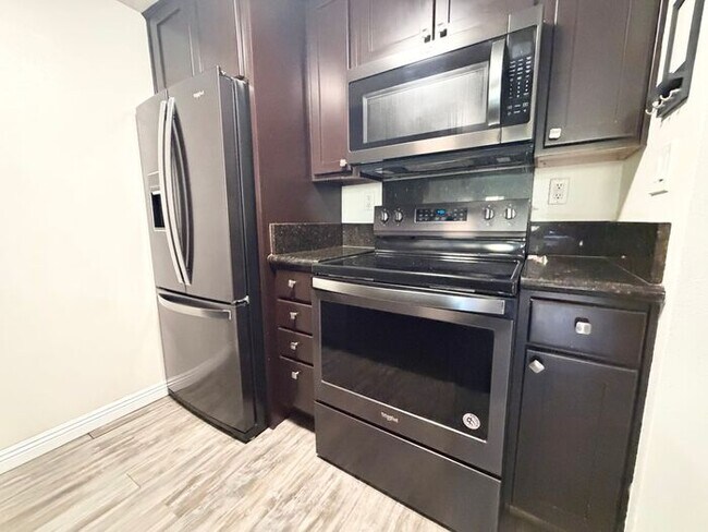 Building Photo - Convenient 2BR/2BA Condo Near SDSU at Campus Walk Condos