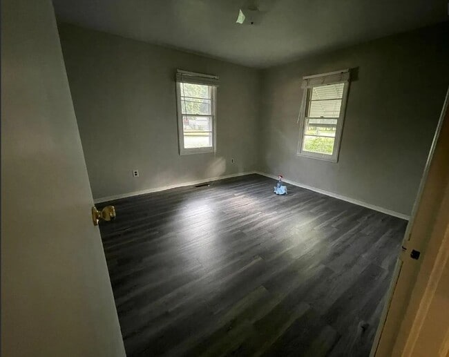 Building Photo - Single Family Home For Rent!