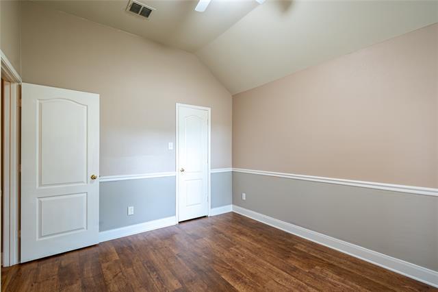 Building Photo - 6309 Essex Ln