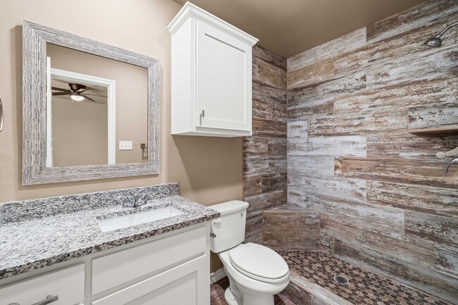 Building Photo - Modern Home in Abernathy, TX