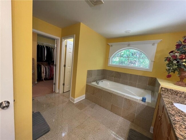 Building Photo - 5408 Spelman Dr