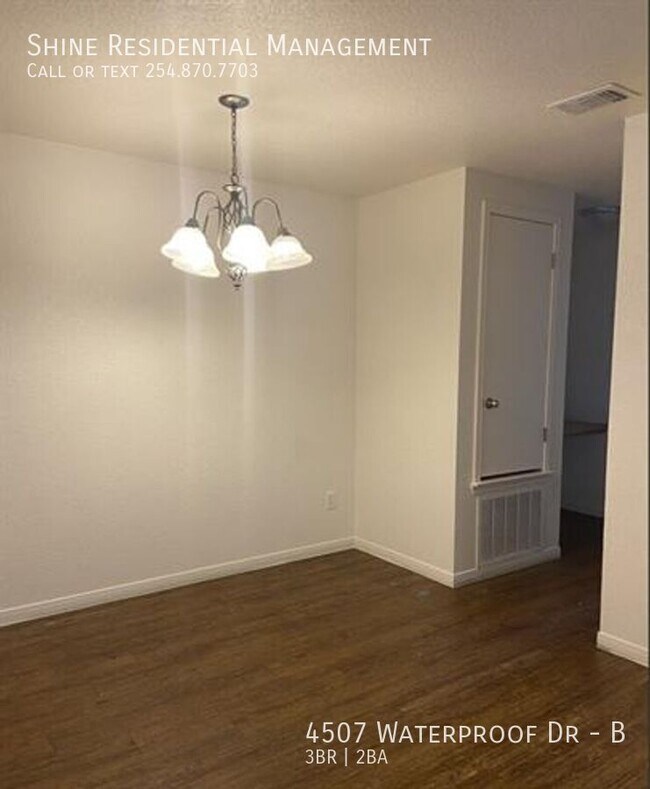 Building Photo - 4507 Waterproof Dr