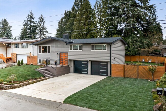 Building Photo - CLICK "REQUEST A TOUR" NOW!