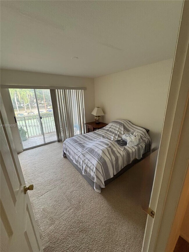 Building Photo - 1825 Palm Cove Blvd