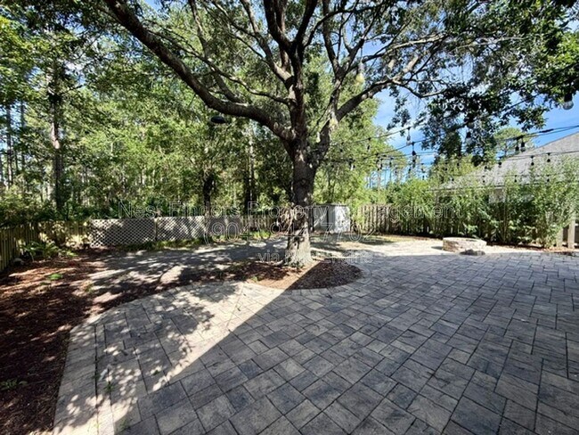 Building Photo - 13658 Kayak Ct