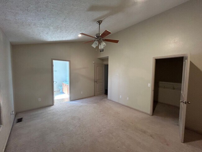 Building Photo - 20922 Harbor Ln