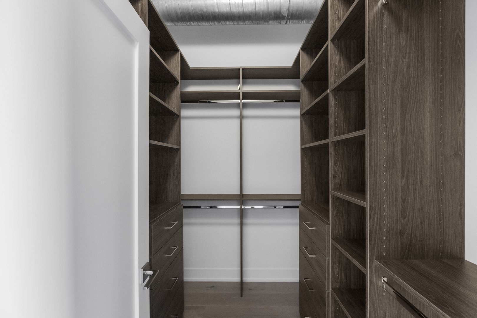 Building Photo - 17 N Loomis St