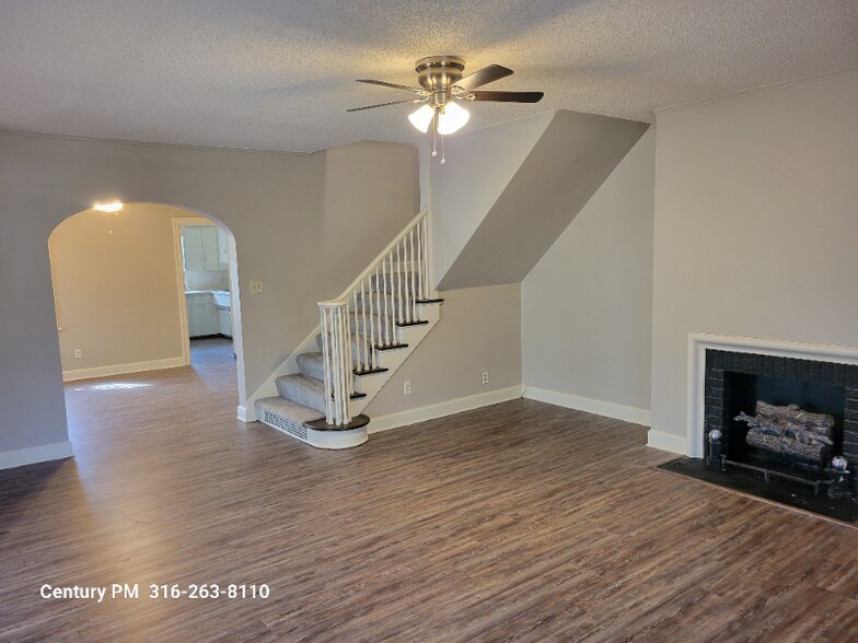 Building Photo - 3419 Edgemont St