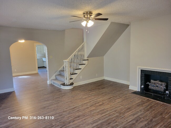 Building Photo - 3419 Edgemont St