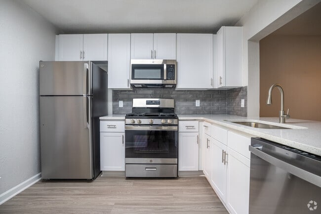 Interior Photo - Cortland on Cumberland