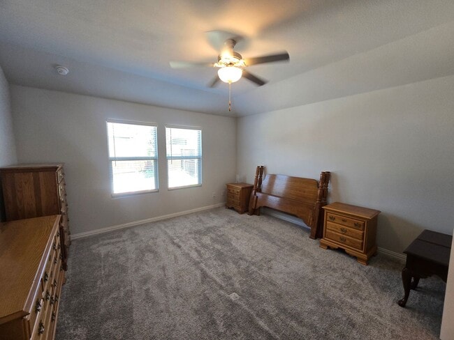 Building Photo - Fantastic in Fate!