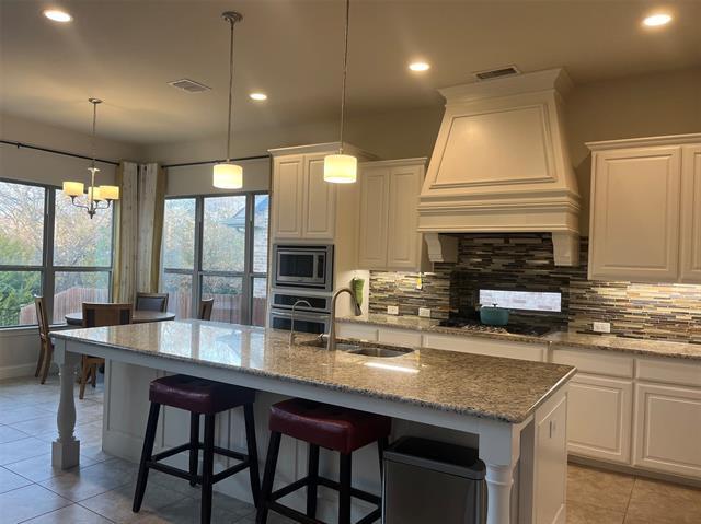 Building Photo - 2405 Bigleaf Ct