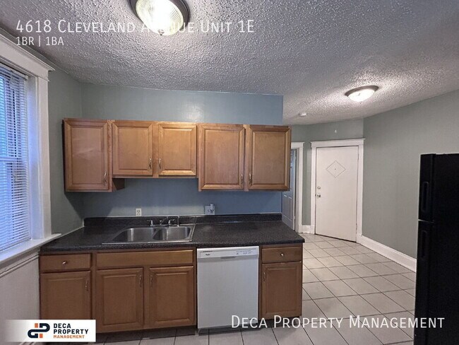 Building Photo - 4618 Cleveland Ave