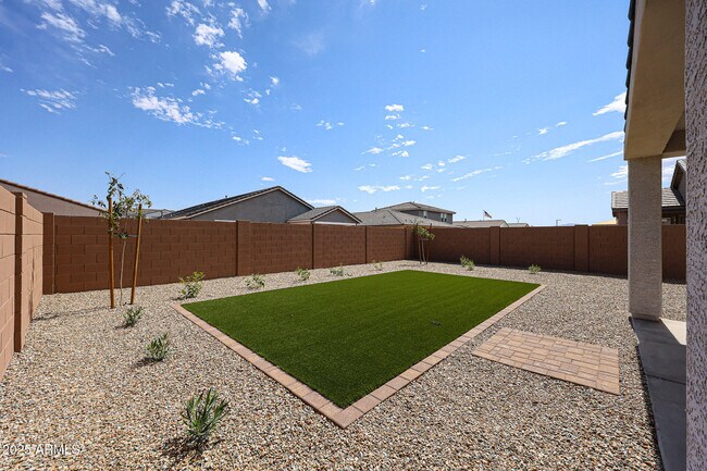 Building Photo - 25183 N 172nd Dr