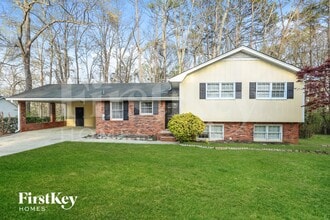 Building Photo - 335 Sharon Dr