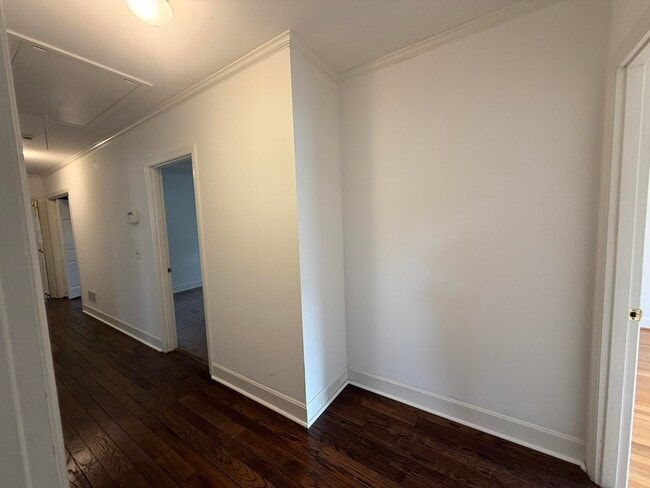 Building Photo - 115 Adams Ave