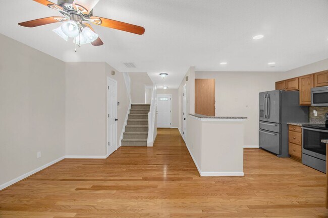 Building Photo - Keswick Place Townhome