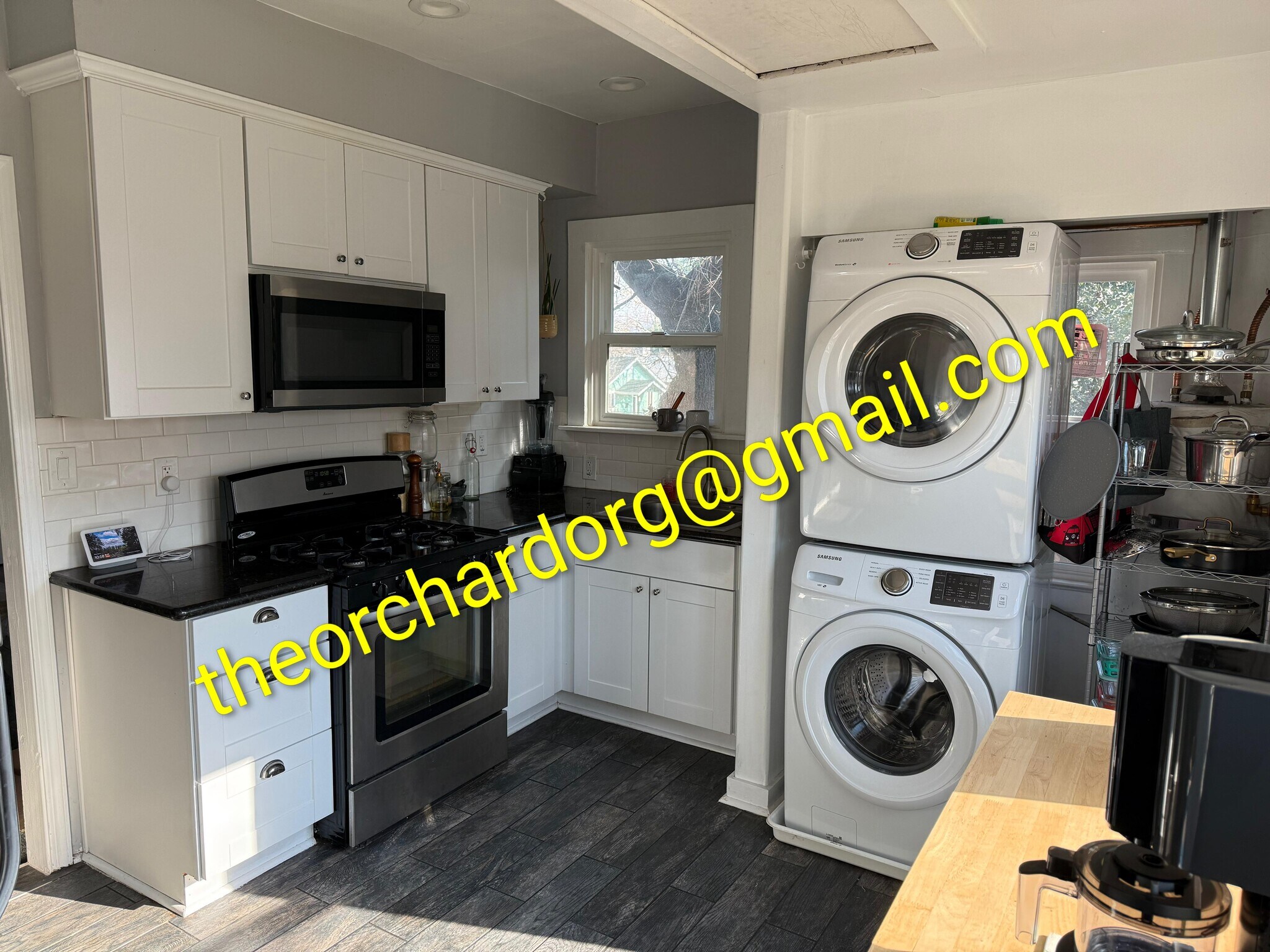 Kitchen laundry - 3314 6th Avenue