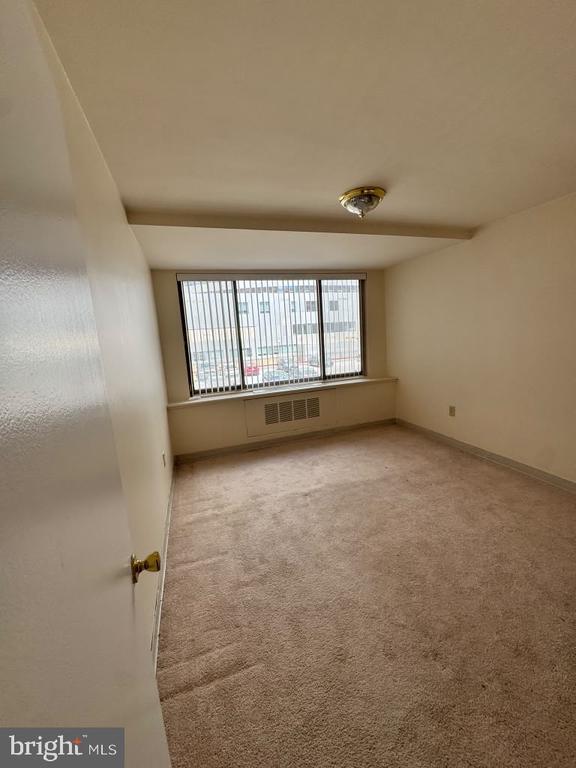 Building Photo - 1121 Arlington Blvd