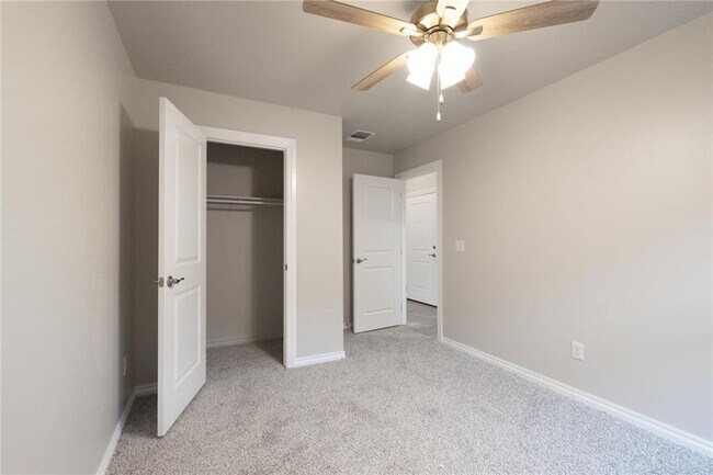 Building Photo - Luxury BRAND NEW 3 Bedroom 2 Bathroom Home...