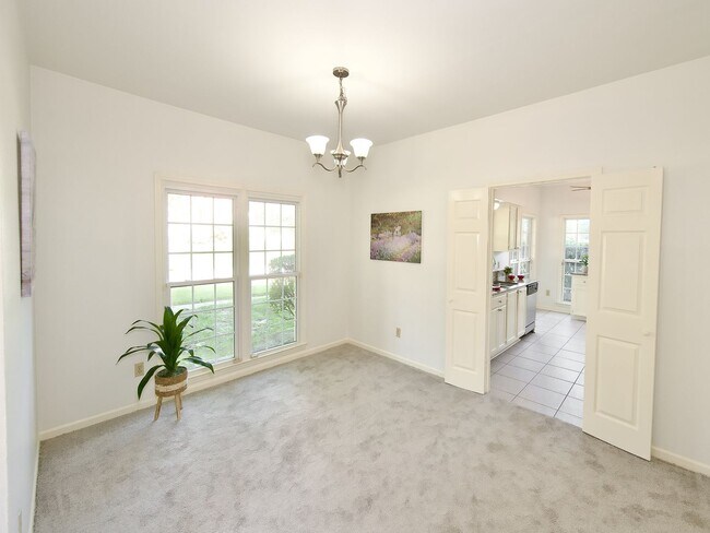 Building Photo - Beautifully Updated Three Bedroom Condo Ne...