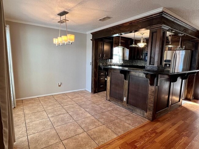 Building Photo - 3858 Scott St