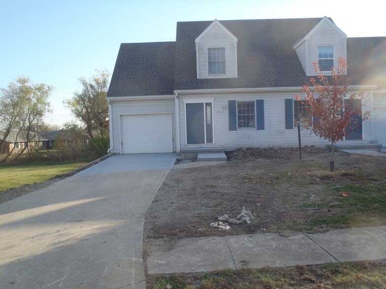 Primary Photo - 4006 Beacon Hill Ct