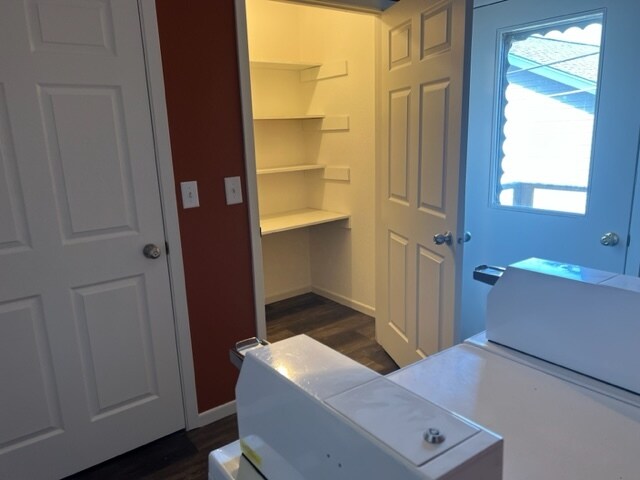 Laundry Rm Closet - 3650 W 8th St