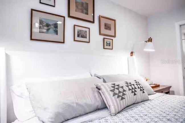 Building Photo - 2433 Lydia Way