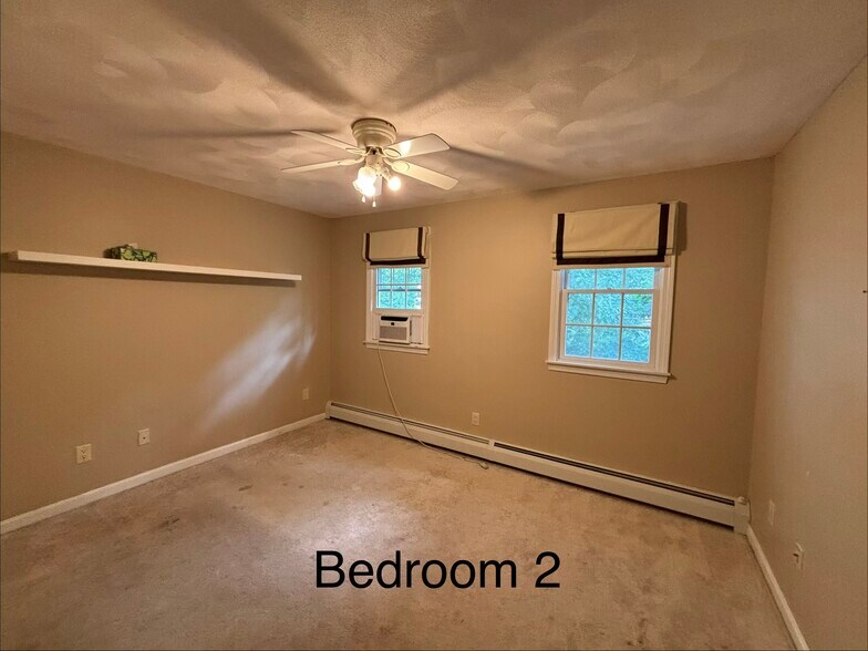 Building Photo - 5 Pine Grove Ave