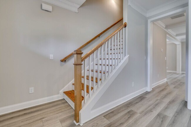 Building Photo - COMING SOON!  Comfort AND sophistication in Martinez, GA