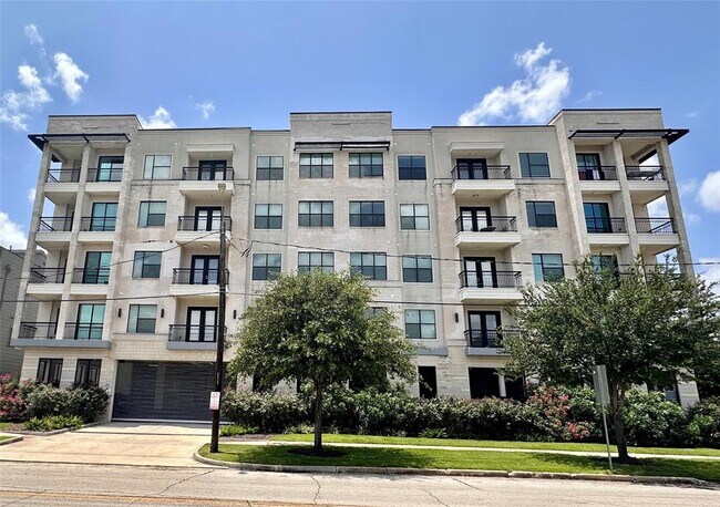 Primary Photo - 1508 Blodgett St