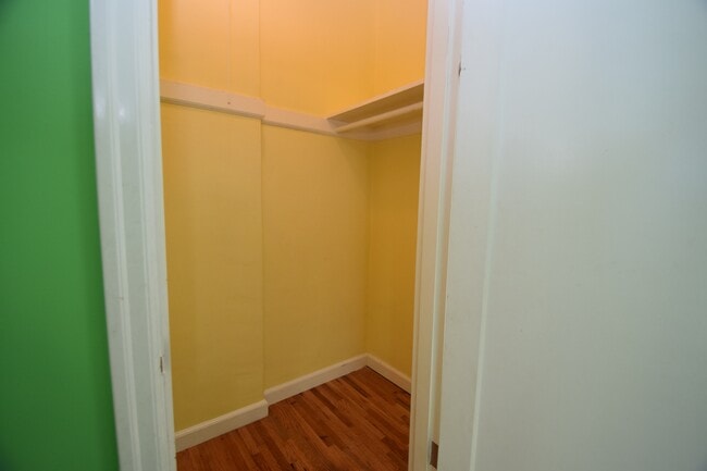 Building Photo - 10744 SE 29th Ave