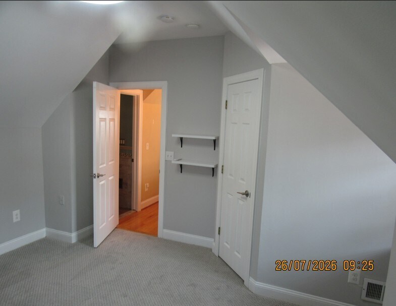 upper bedroom new carpets - 114 Maple St