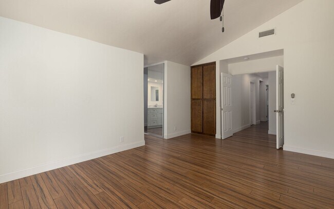 Building Photo - 15408 Glentree Rd