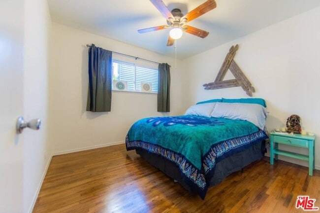 Building Photo - 2422 Abbot Kinney Blvd