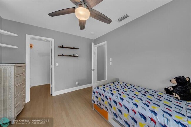 Building Photo - 1398 NW 14th Ct