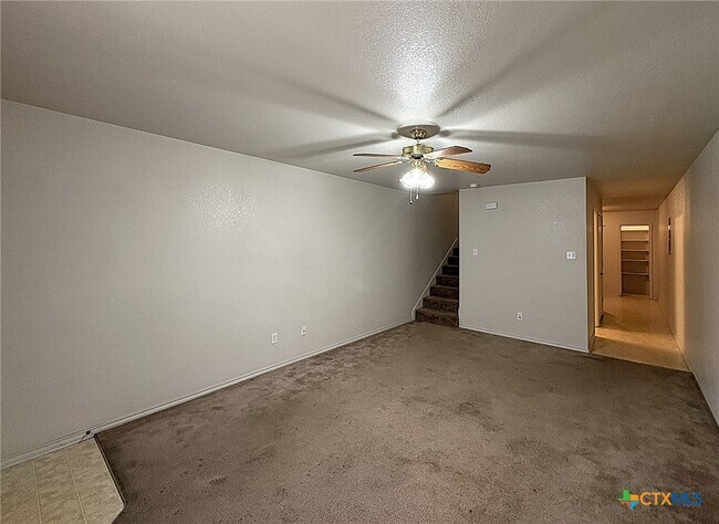 Building Photo - 152 Ryan Cir