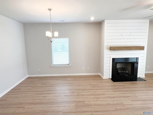 Building Photo - 11073 Wayland Rdg Dr